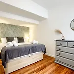 Charming Casa De Campo Madrid